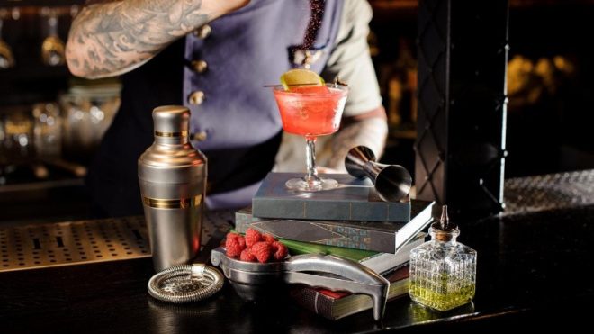 Mastering the Art of Mixology: A Beginner's Guide to Bartending
