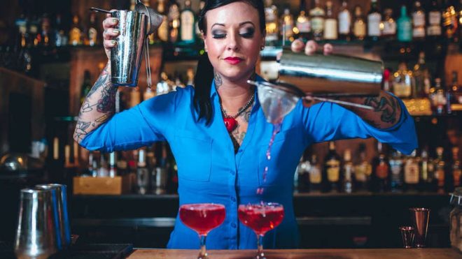 Crafting Cocktails in Houston: Bartending Training at Its Best
